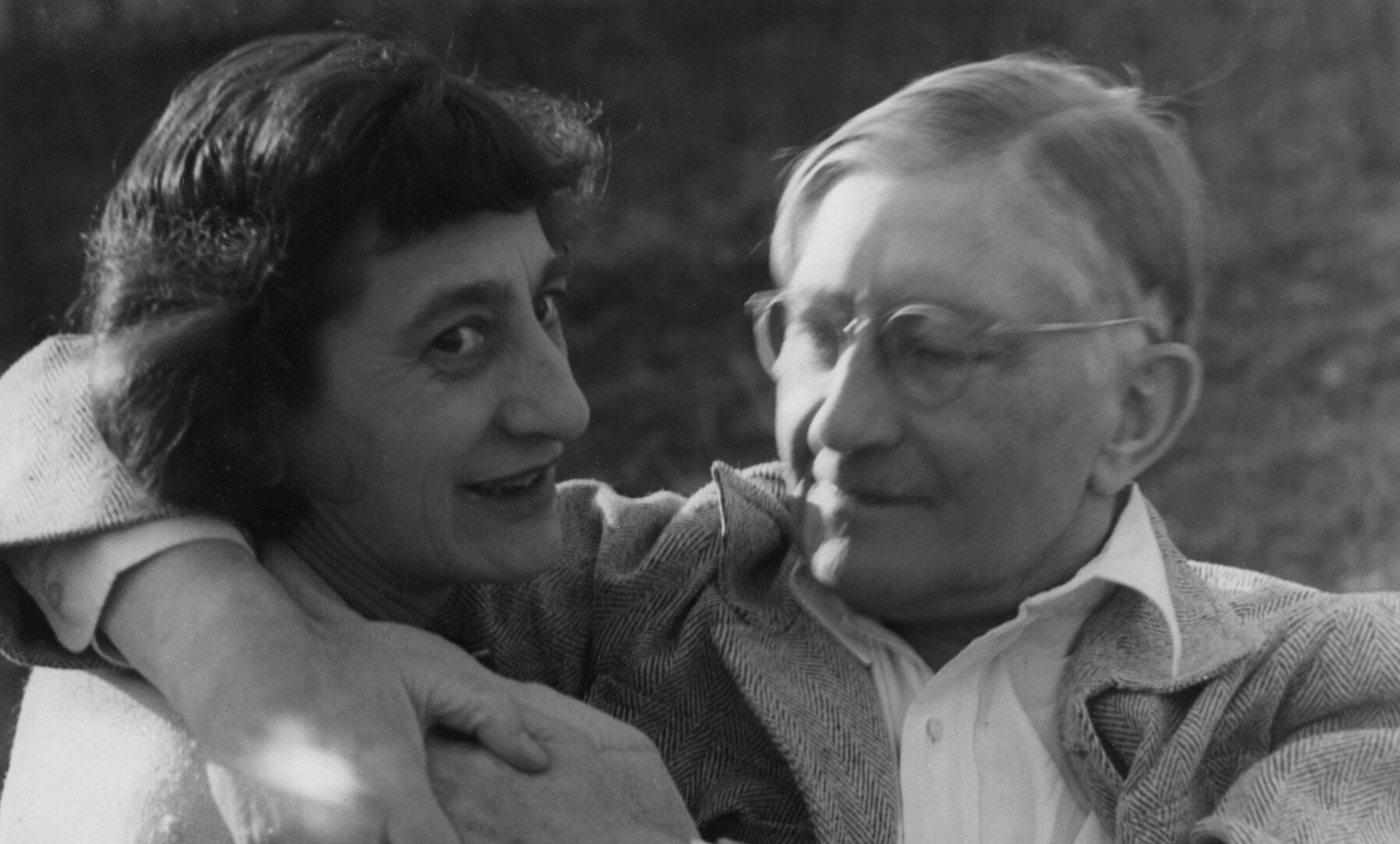 A detail from a photo of Josef and Anni Albers at Black Mountain College in 1949.